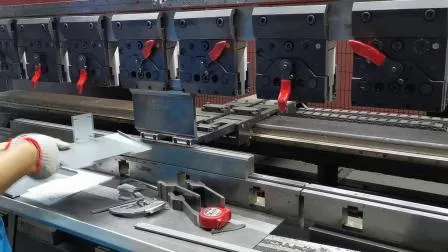 Piezas de aluminio trabajadas a máquina CNC de precisión personalizadas para gabinete de dispositivos de telecomunicaciones